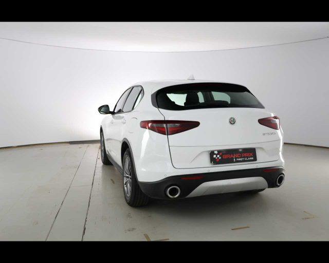 ALFA ROMEO Stelvio 2.2 Turbodiesel 160 CV AT8 RWD Business