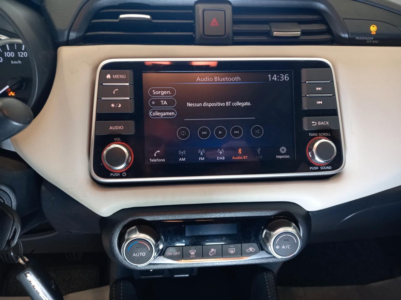 Nissan Micra IG-T 100 5 porte Tekna