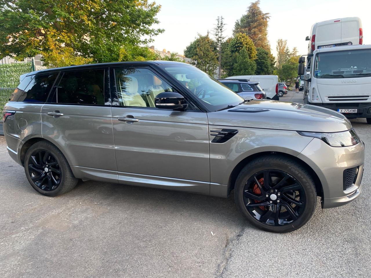 Land Rover Range Sport 3.0 SDV6 HSE Dynamic