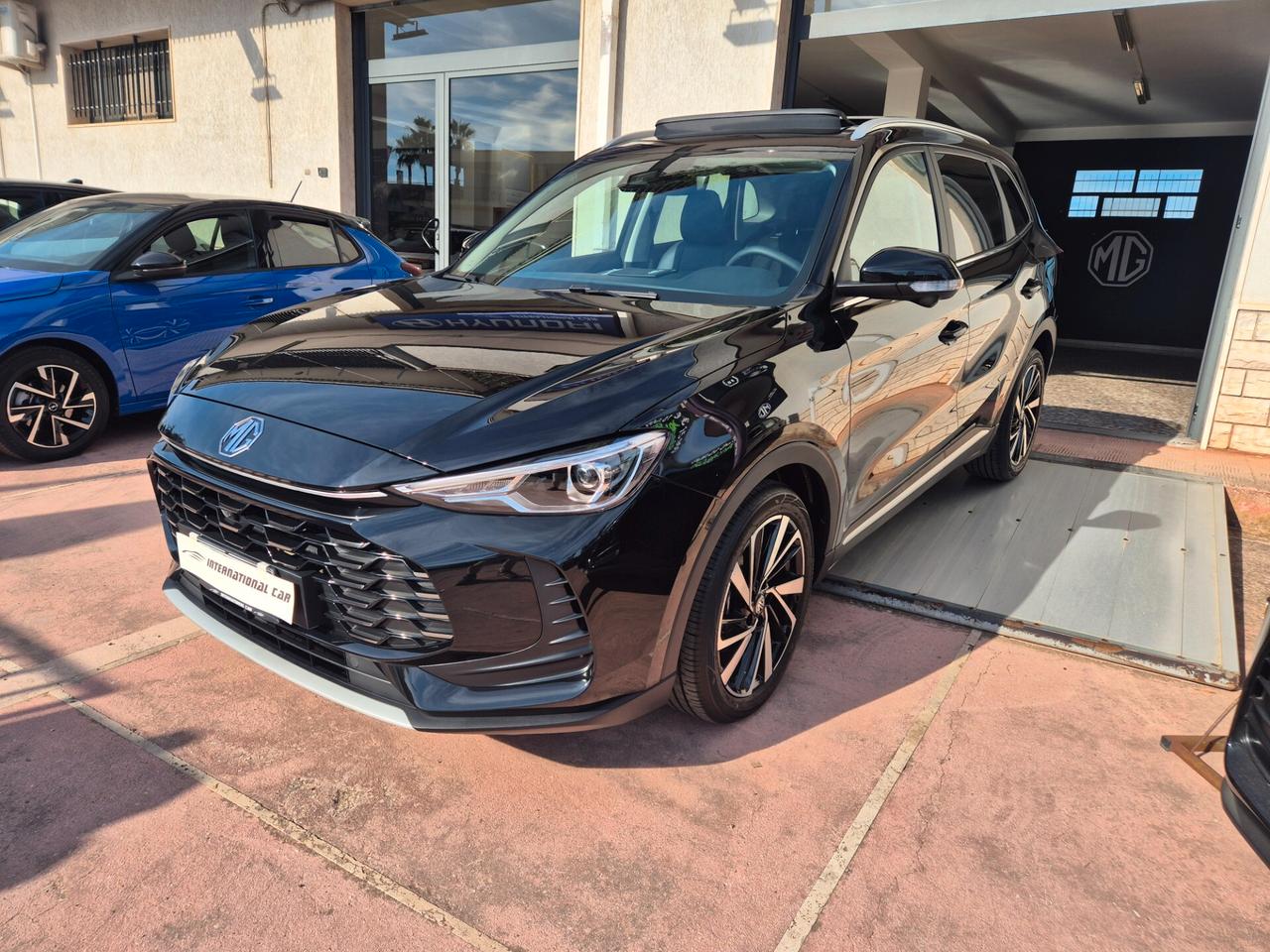 ZS Hybrid+ Luxury TETTO APRIBILE
