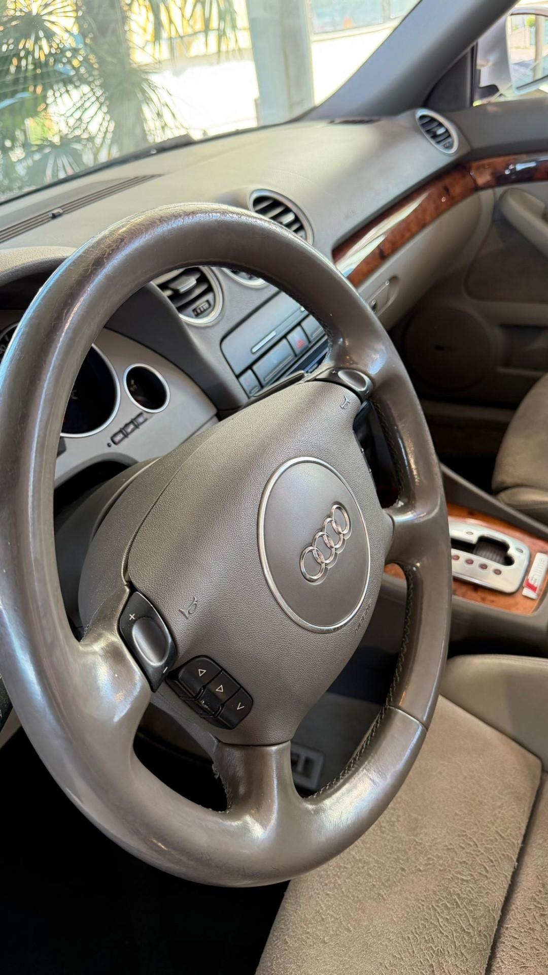 Audi A4 Cabriolet 2.5 V6 TDI cat