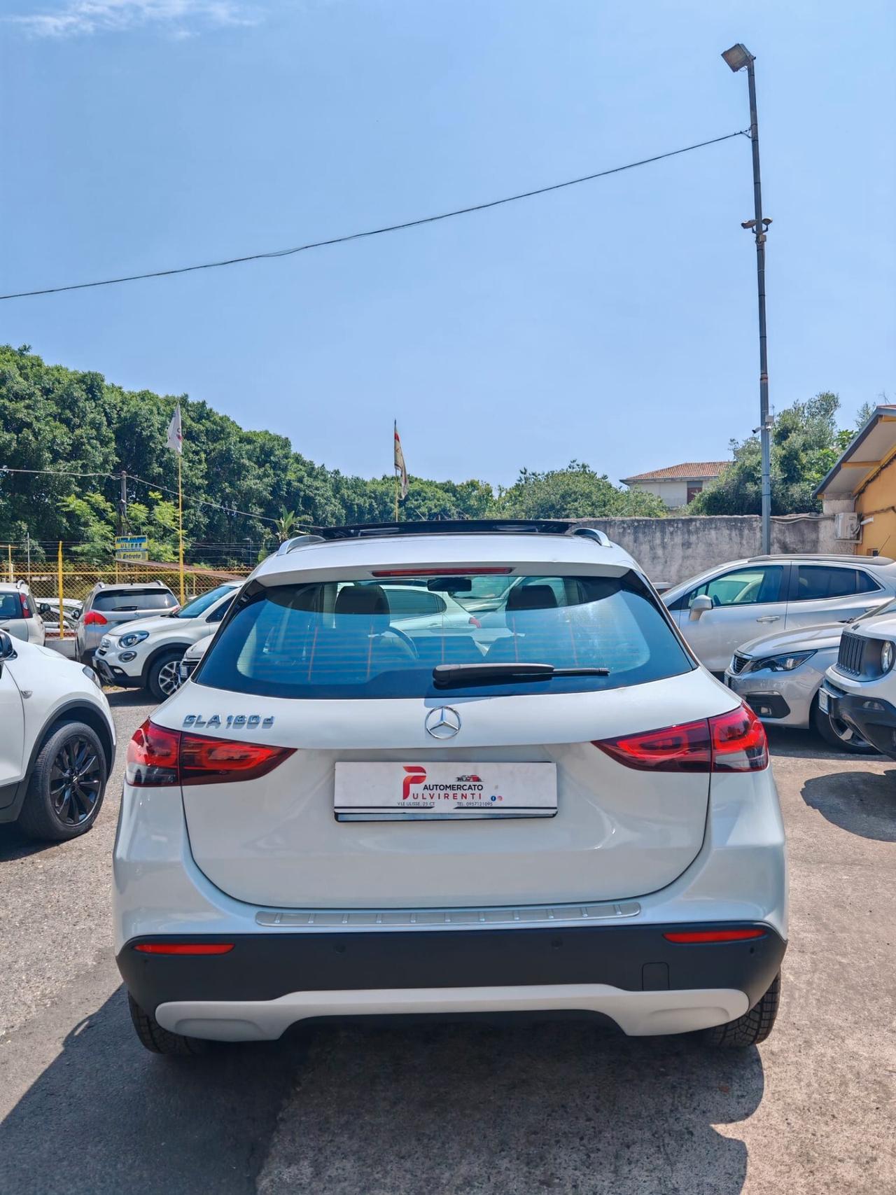 Mercedes-benz GLA 180 GLA 180 d Automatic Tetto apribile