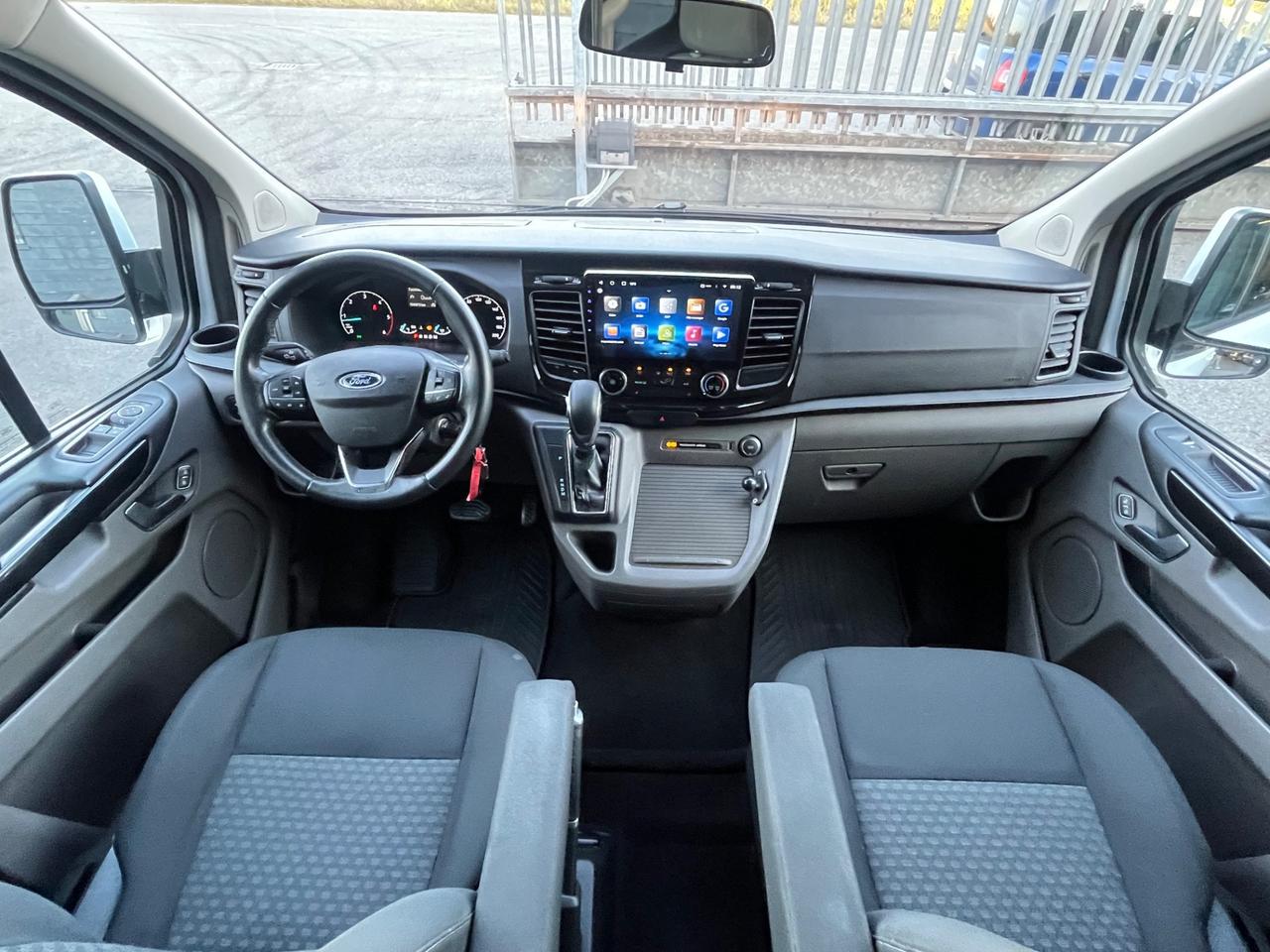 Ford Tourneo Custom 8/9 POSTI 2.0 TDCi Titanium