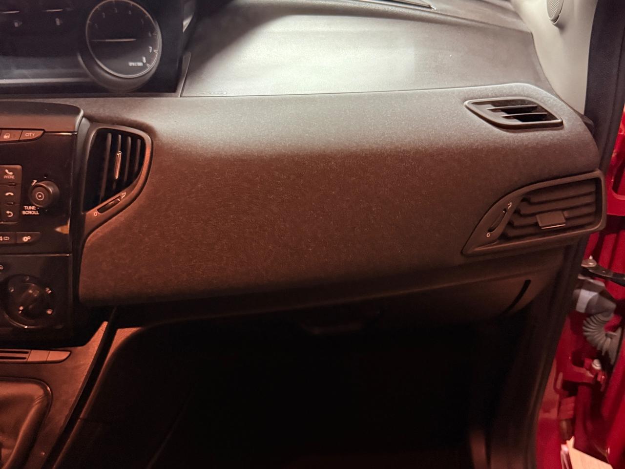 SPETTACOLARE LANCIA YPSILON MILD- HYBRID UNICO PROPRIETARIO CON SOLI 31.663 KM
