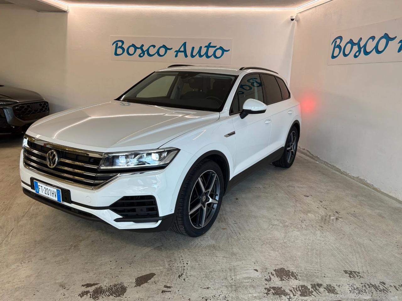 VOLKSWAGEN Touareg 3.0 V6 TDI 286 CV SCR Style