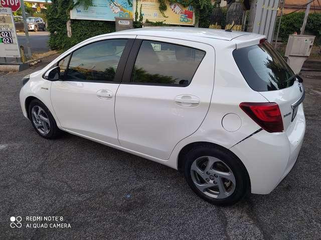 Toyota Yaris Yaris III 2015 5p 1.5h Active