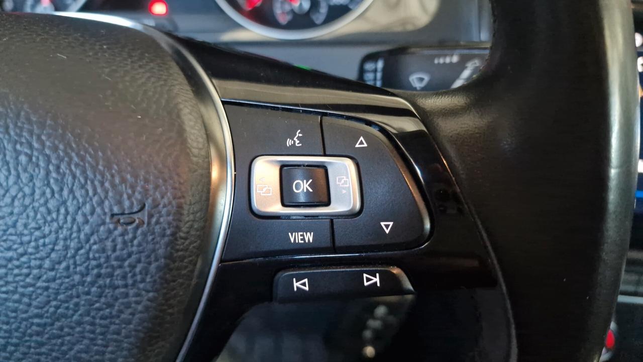 Volkswagen Golf Variant 1.6 TDI 115 CV DSG Executive BlueMotion Tech.