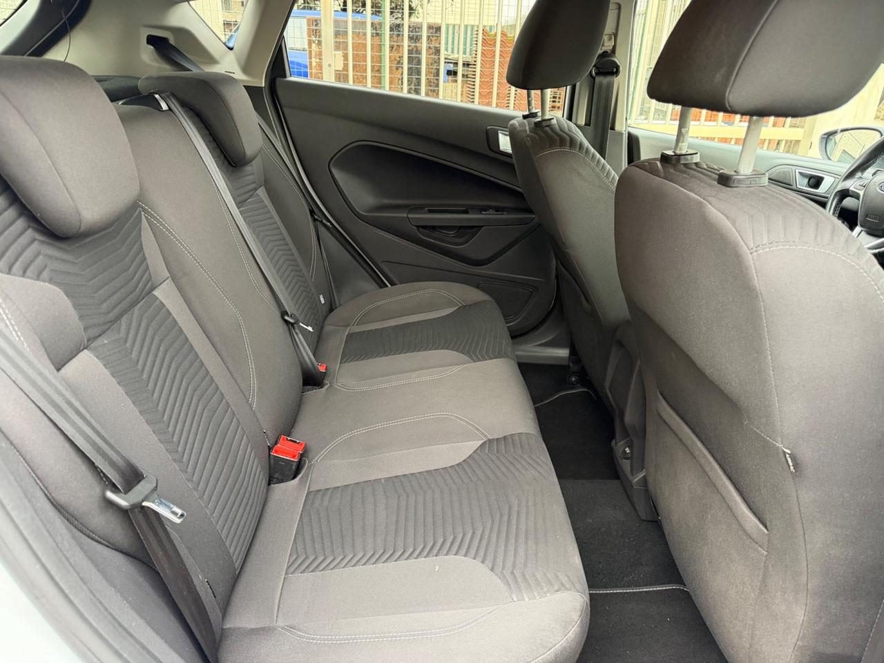 Ford Fiesta 1.2 60CV 5 porte Titanium