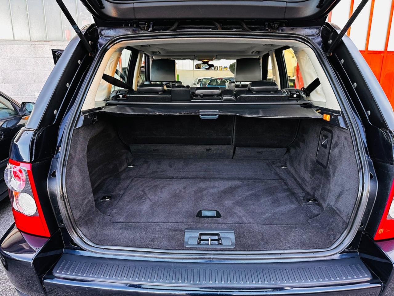 Land Rover Range Sport 2.7 TDV6 HSE R20”
