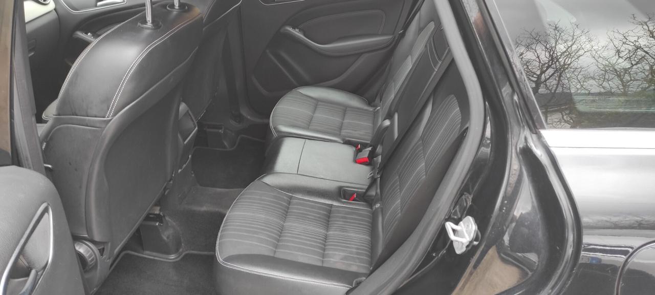 Mercedes-benz B 200 CDI BlueEFFICIENCY Premium