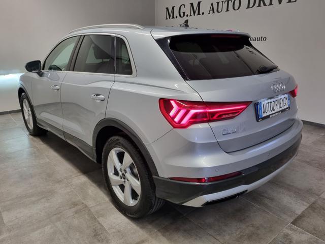 AUDI Q3 35 TDI S tronic Business Advanced