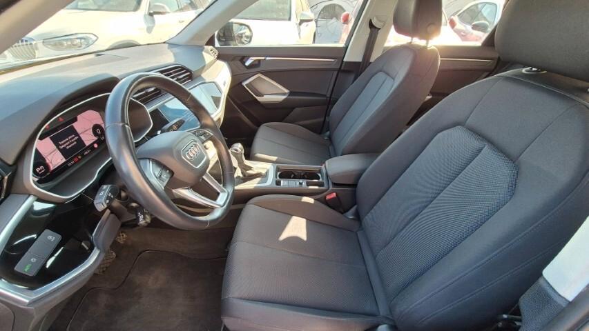 Audi Q3 35 TDI quattro S tronic Business - 2021