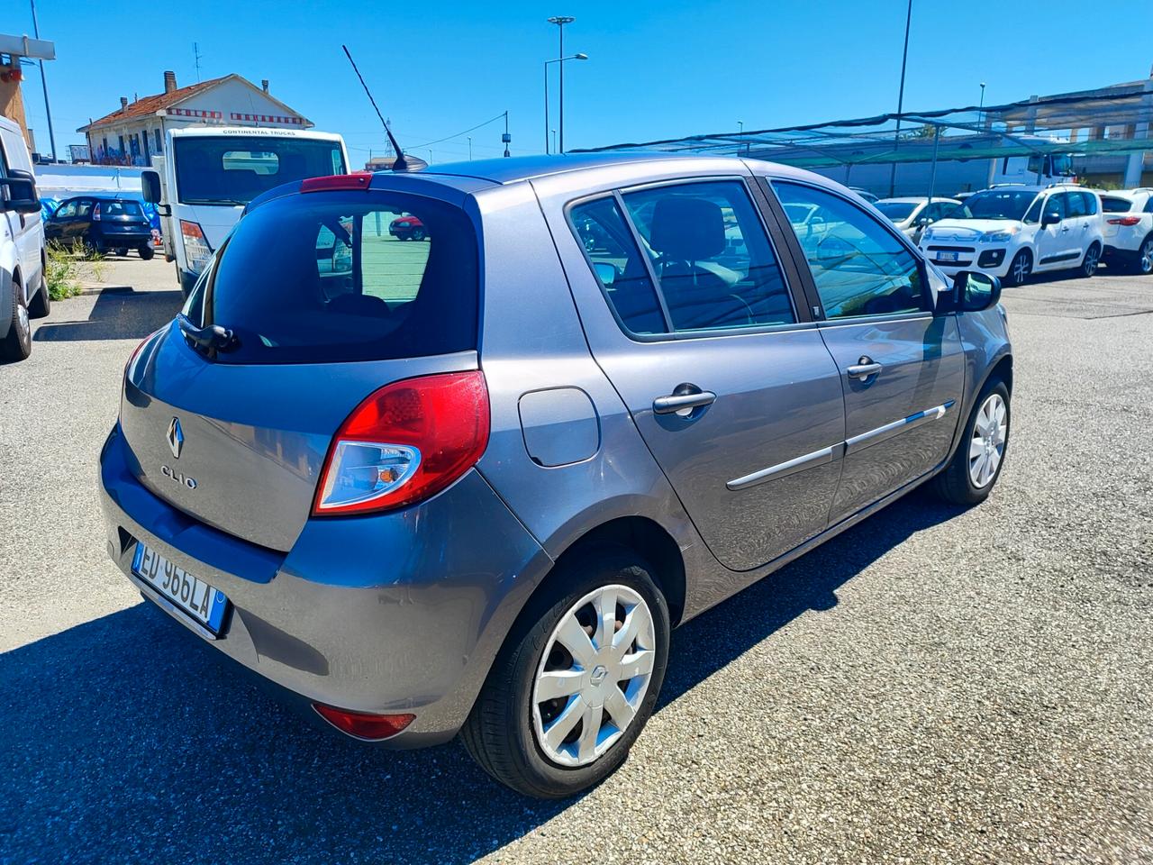 Renault Clio 1.2 16V 5 porte 20th Anniversario