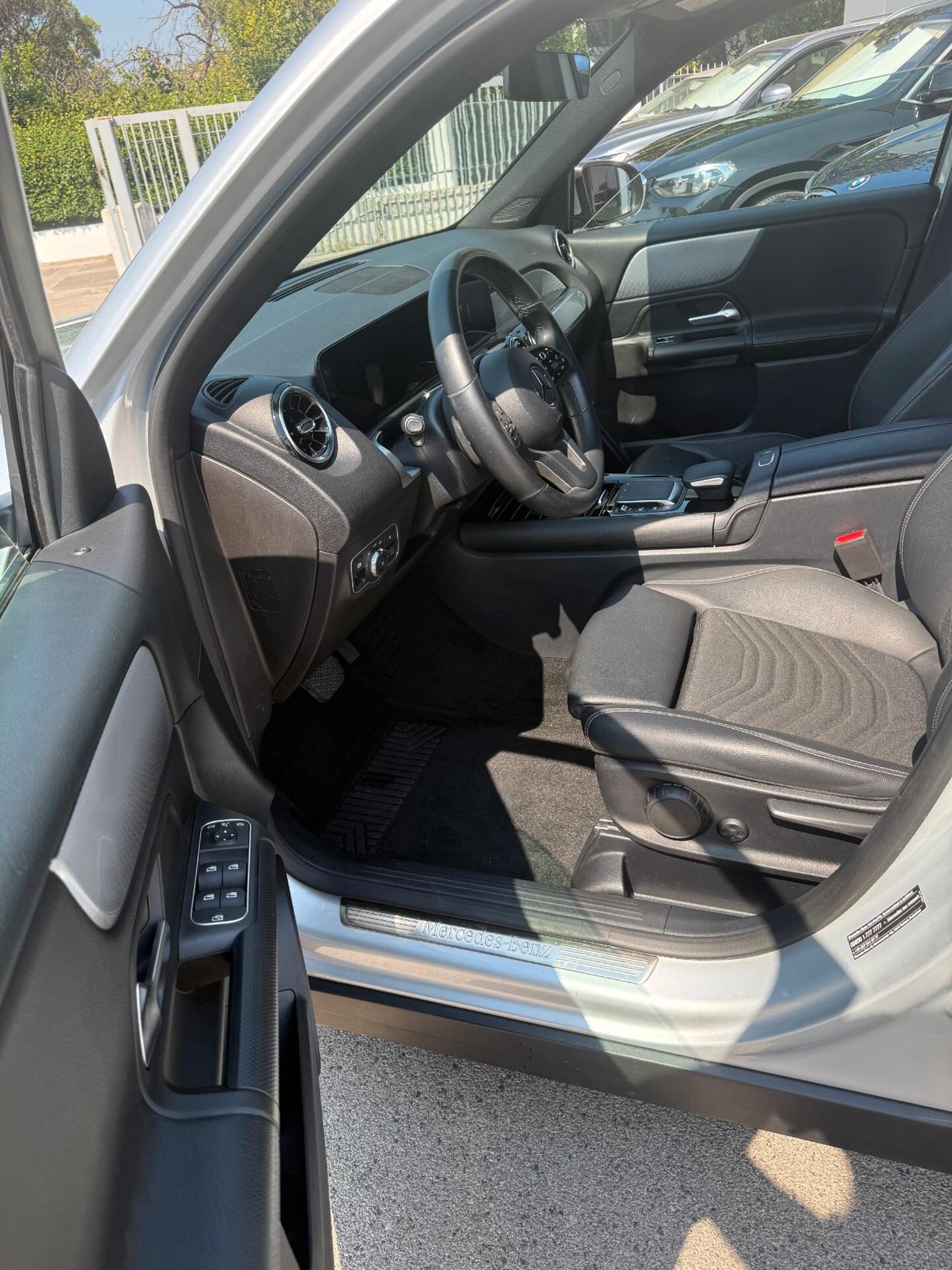 Mercedes-benz GLB 180 d Automatic Business