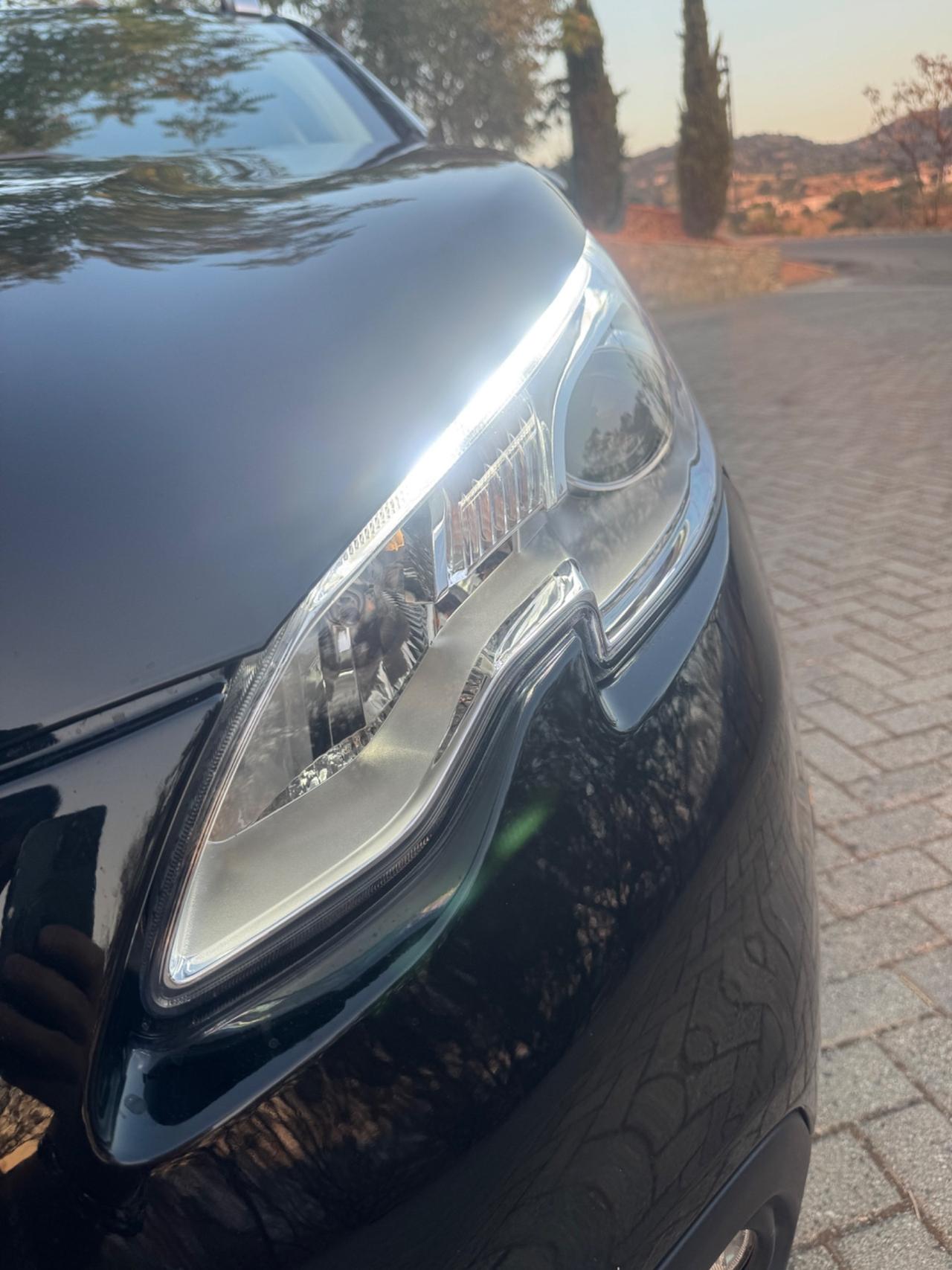 Peugeot 2008 1.4 HDi 68Cv 2014