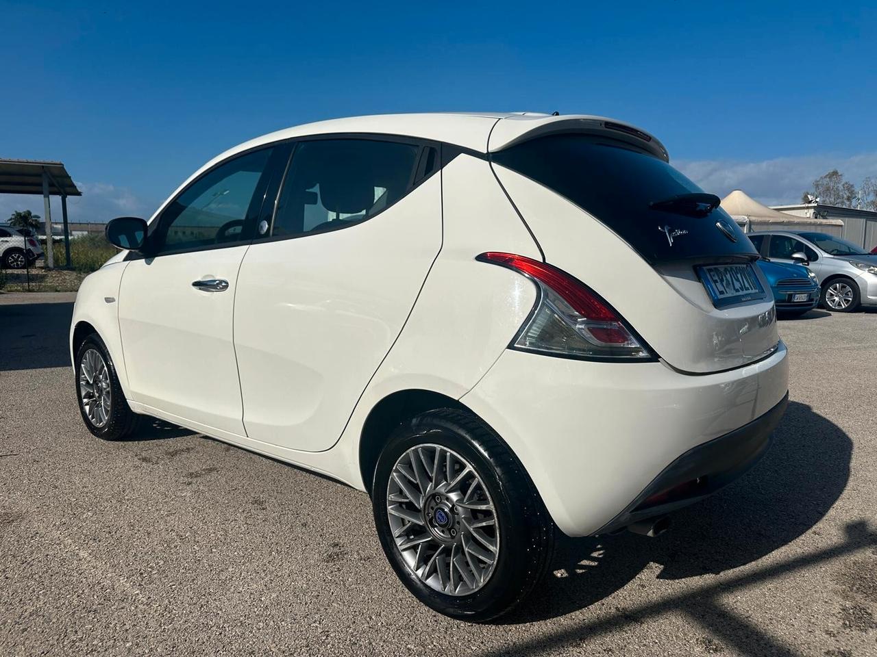 Lancia Ypsilon 1.2 Benzina/GPL