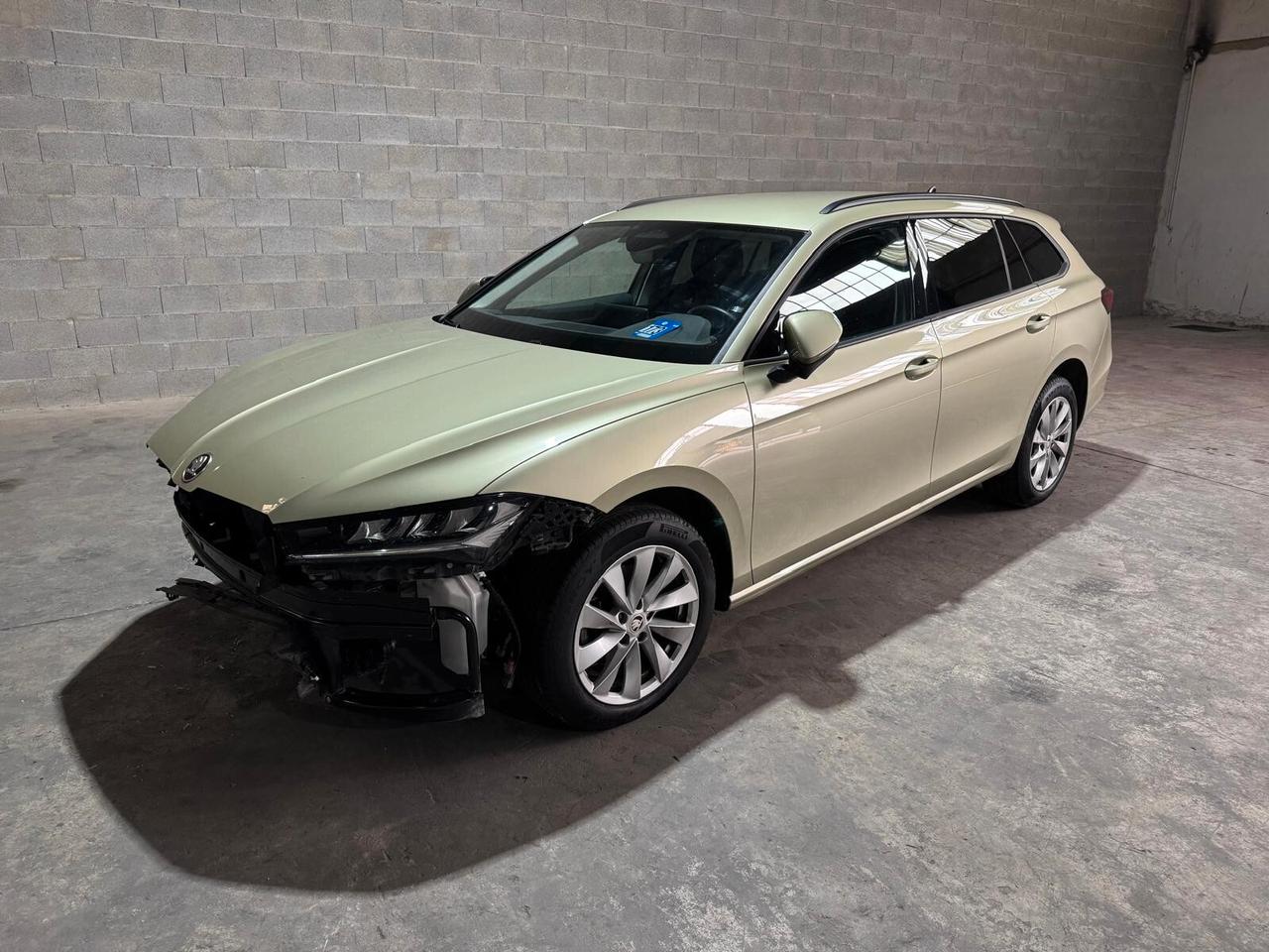 Skoda Superb Wagon 2.0 tdi Style 150cv dsg