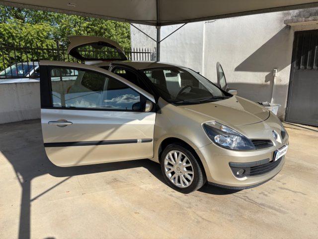 RENAULT Clio 1.6 16V 3 porte GANCIO TRAINO OK NEOPATENTATO