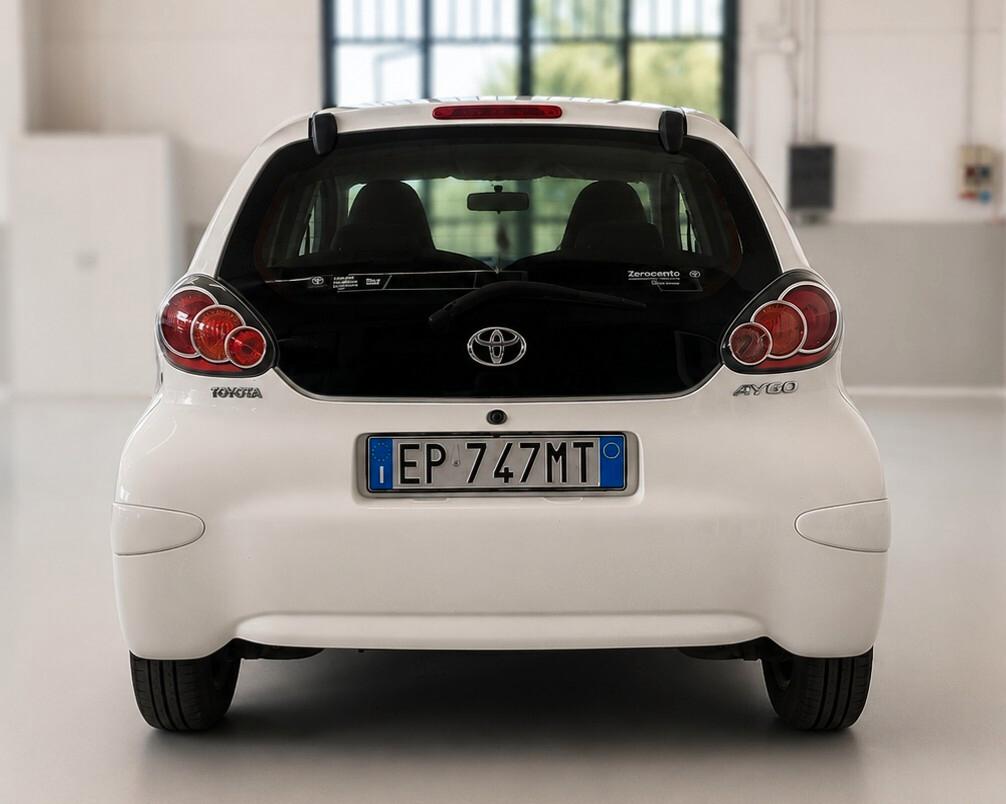 Toyota Aygo 1.0 12V VVT-i 5 porte Active Connect