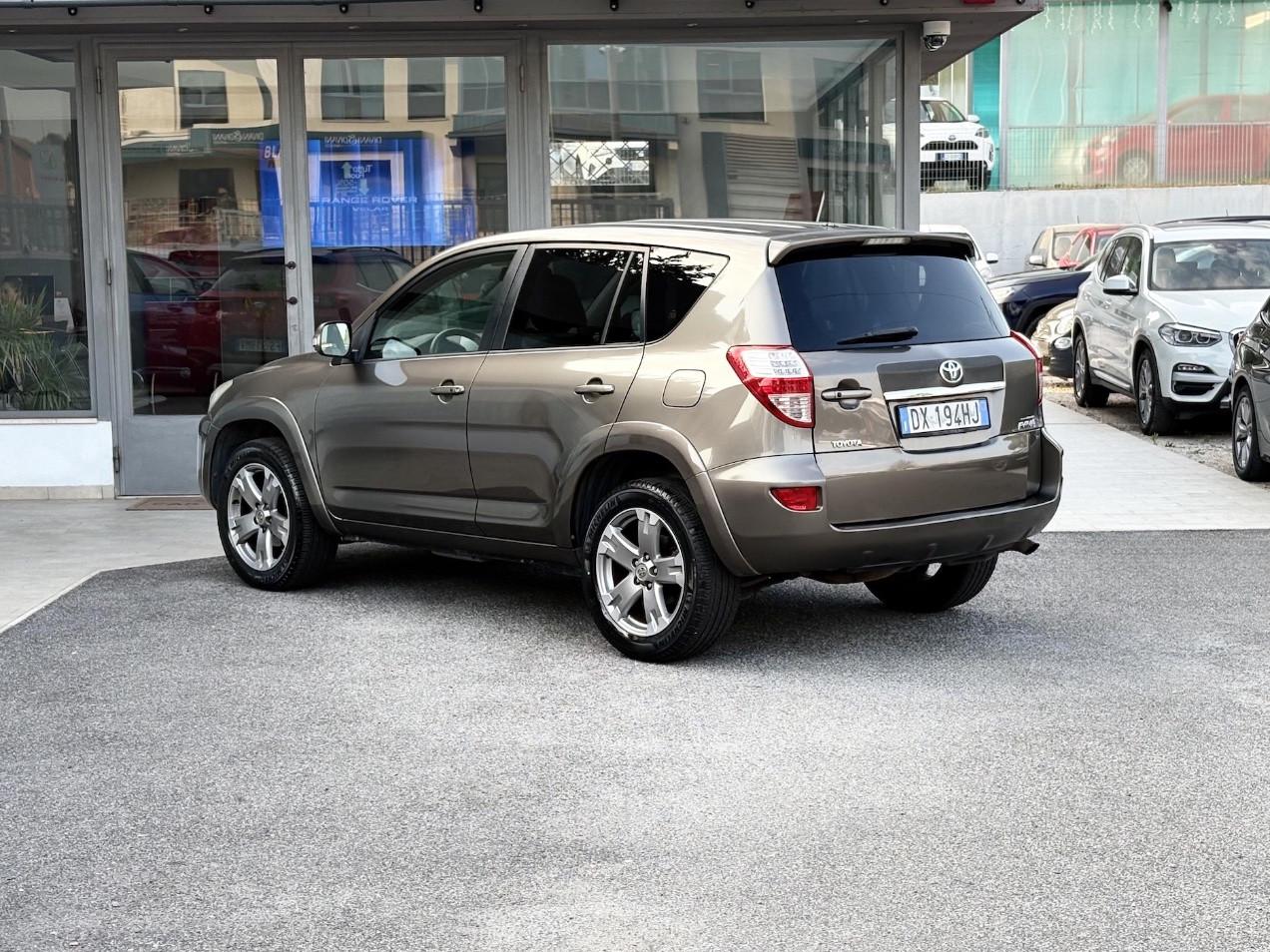Toyota RAV4 5 Porte 2.2 Diesel 150CV E4 - 2009