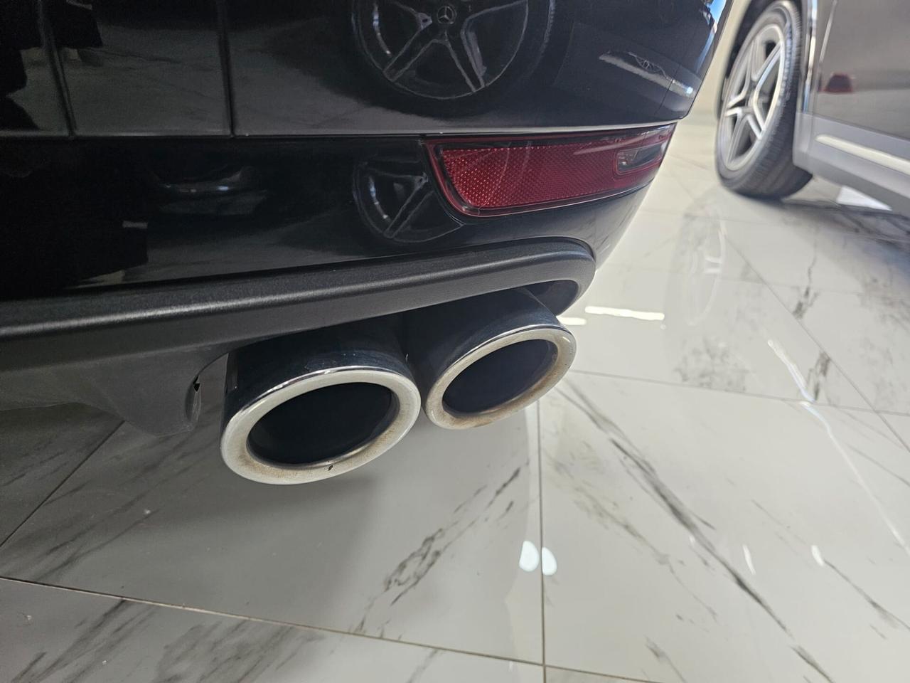 NUOVA PORSCHE MACAN TURBO 2.0 BENZINA 245CV - TETTO PANORAMICO APRIBILE