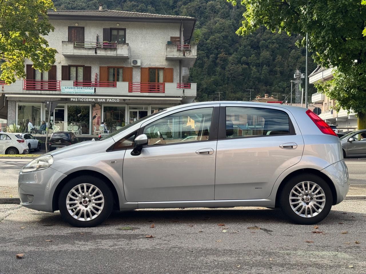 Fiat Grande Punto 1.2 5 porte TAGLIANDATA