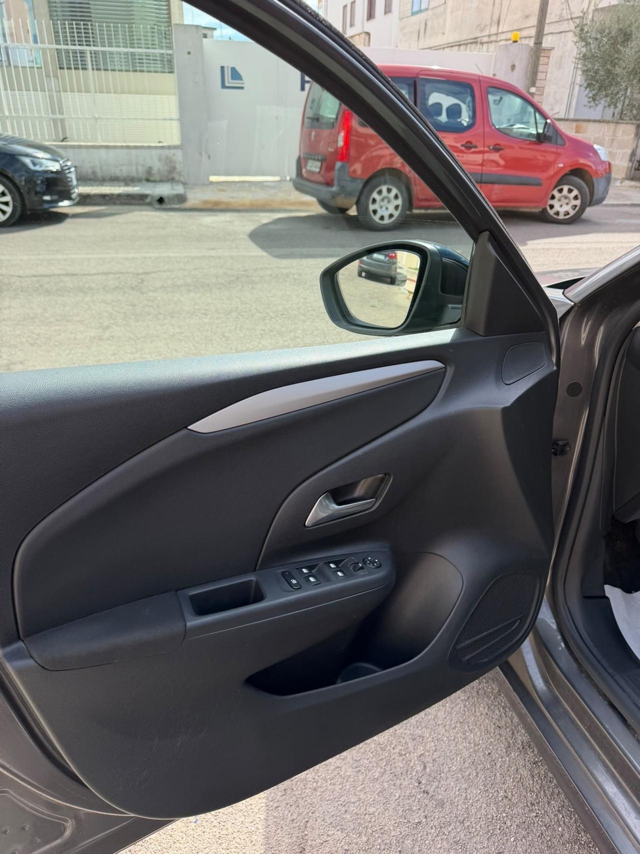 Opel Corsa 1.2 Edition-2020 NAVI/16"