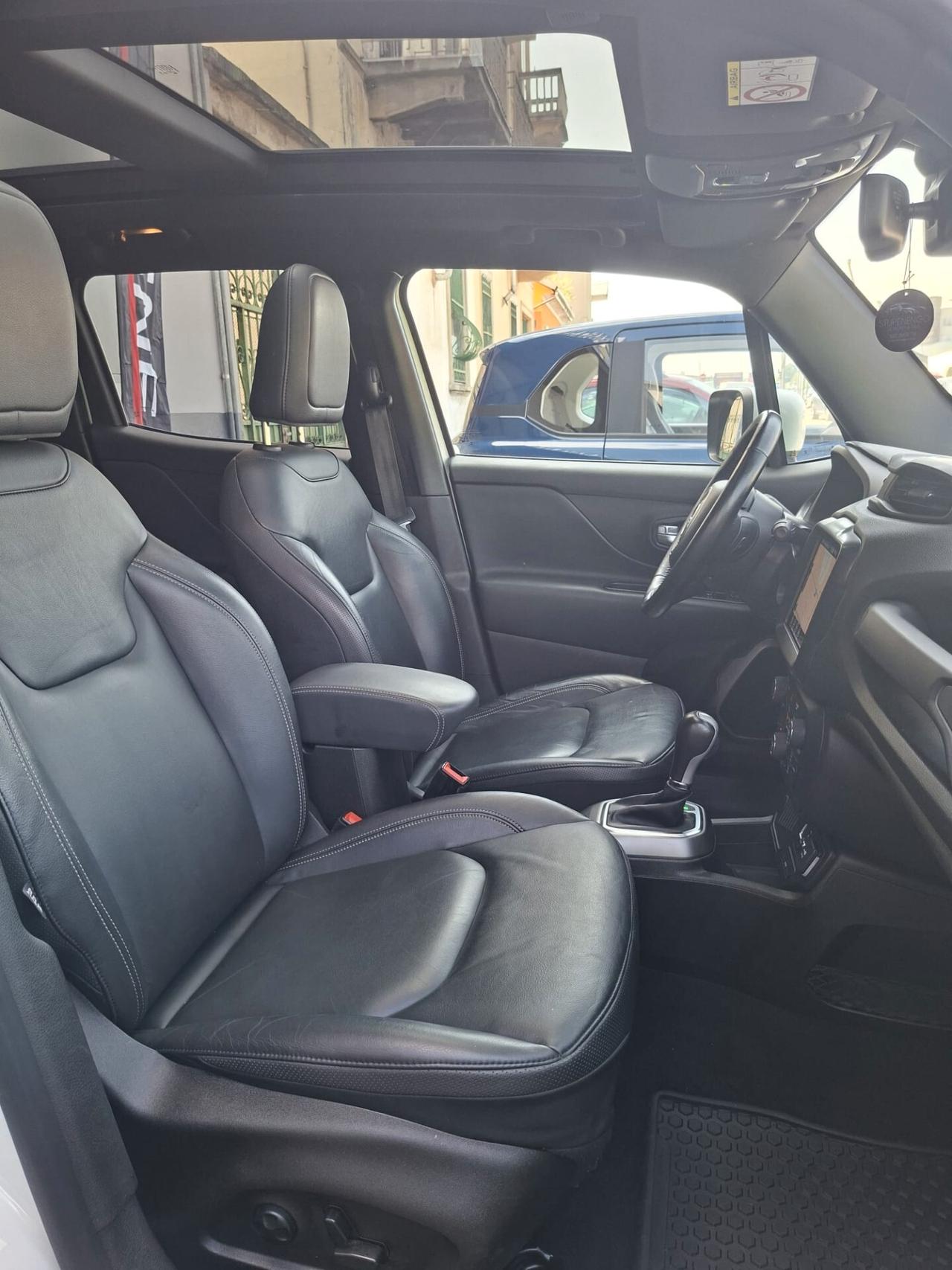 Jeep Renegade 1.3 T4 DDCT S