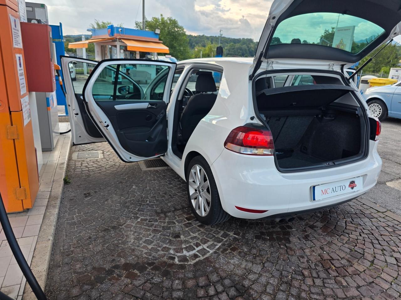 Volkswagen Golf Var. 2.0 TDI DPF Sportline 247.000km Neopatentati ok