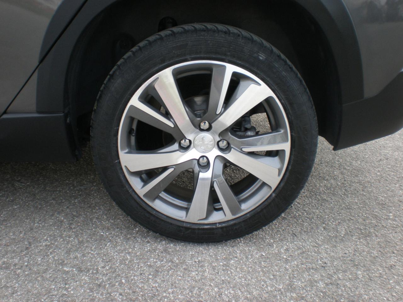 Peugeot 2008 restyling 1.6 td 120 cv, full