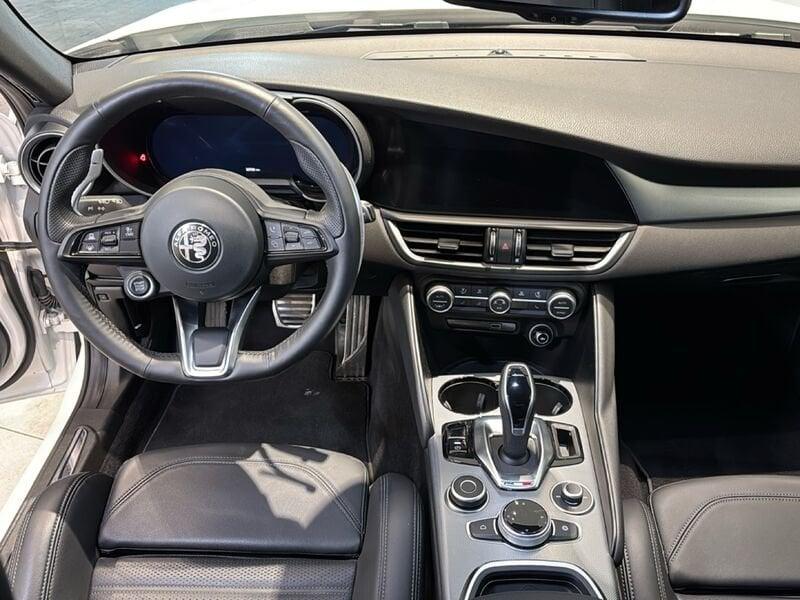 Alfa Romeo Giulia Giulia 2.0 t Veloce Q4 280cv auto