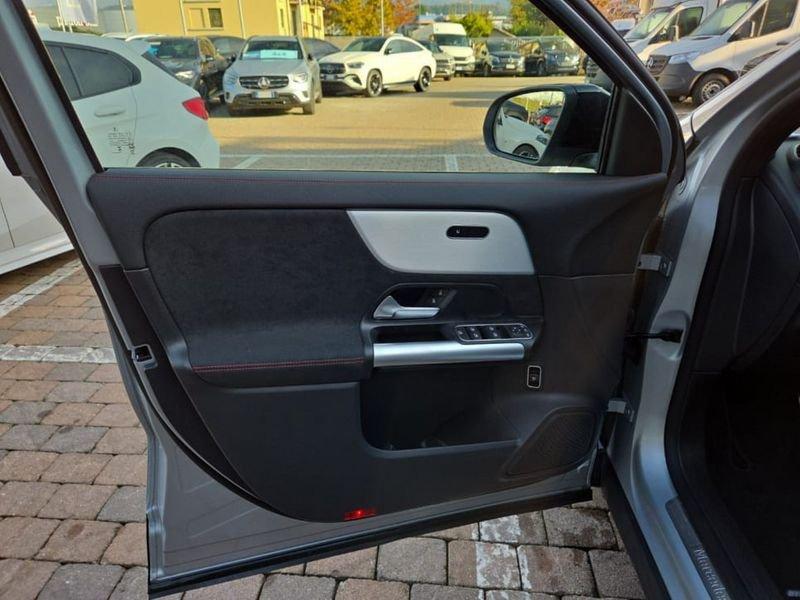 Mercedes-Benz GLA 200d Automatic 4Matic AMG Line Advanced Plus