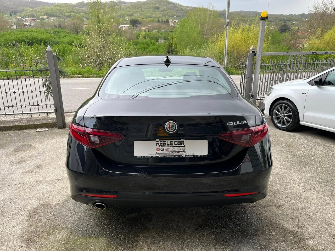 Alfa Romeo Giulia 2.2 Turbodiesel 150CV Business Launch Edition