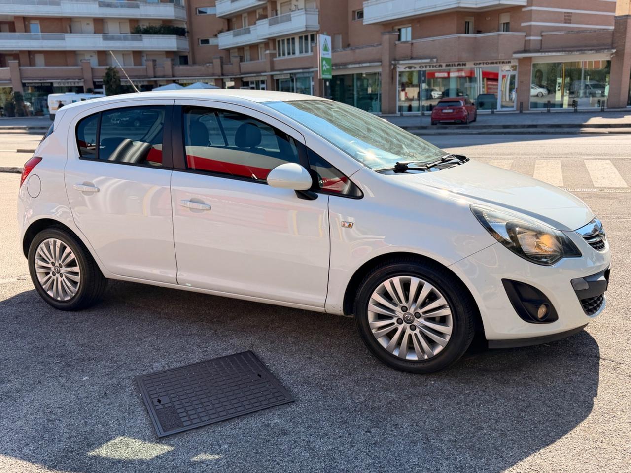 Opel Corsa 1.2 neopatentati GPL garanzia pronto uso