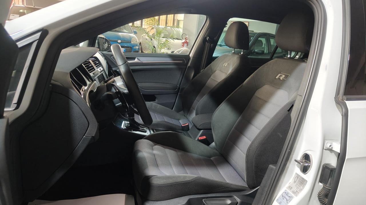 Volkswagen Golf 2.0 TDI DSG R-LINE 5p. BlueMotion Technology