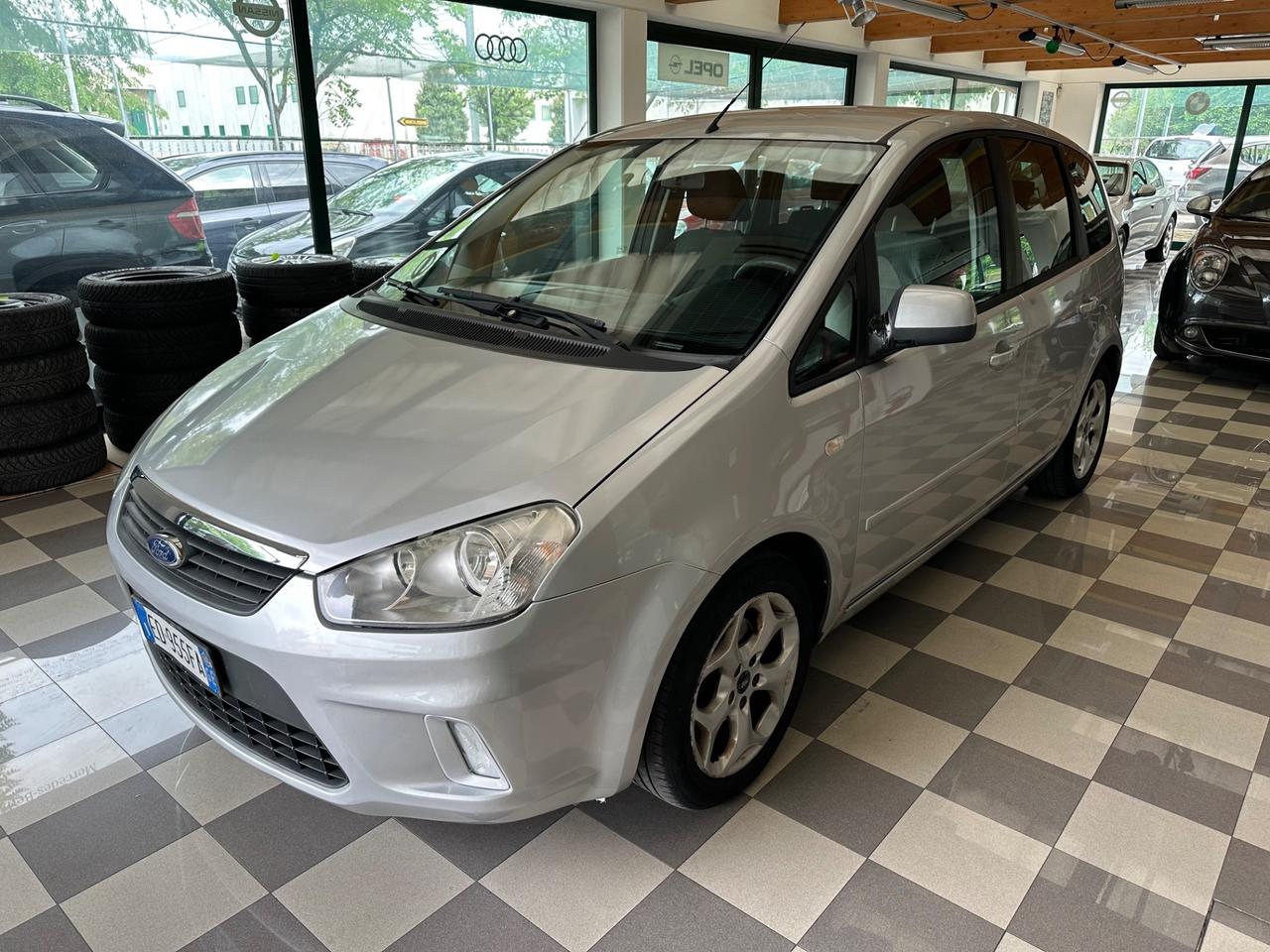 Ford C-Max 1.6 TDCi 110 CV Titanium Neopatentati