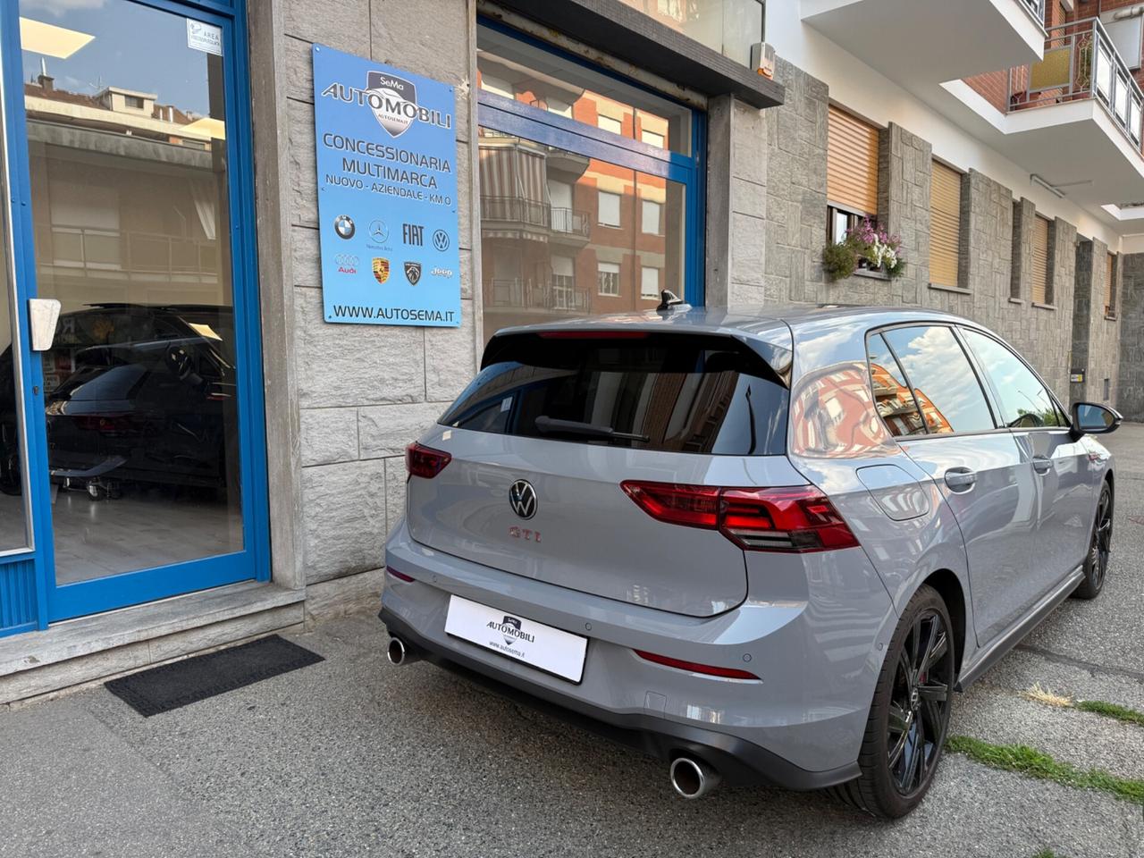 Volkswagen Golf GTI 2.0 TSI DSG PERFORMANCE