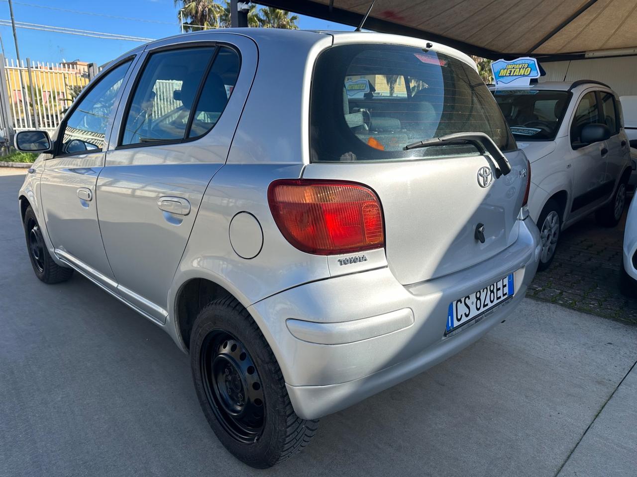 Toyota YARIS 1.0 BENZINA 2005 - SOLO 120 MILA KM