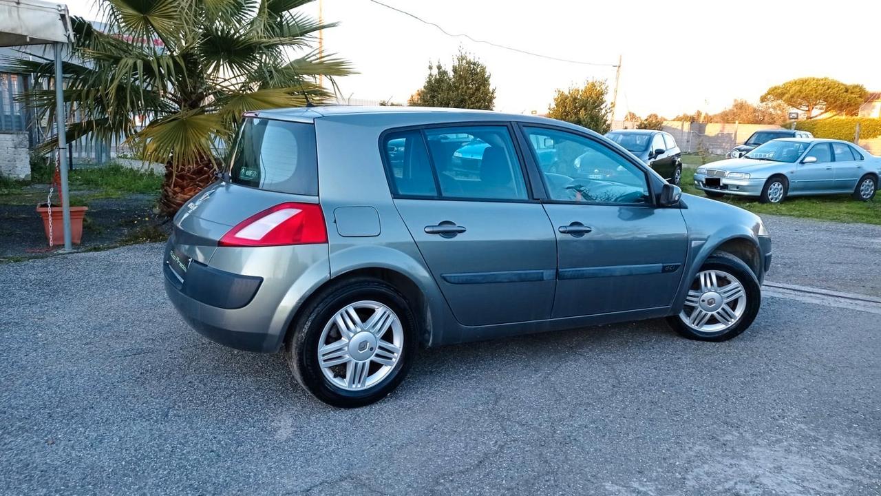 Renault Megane 1.5 DCi 100CV 5 Porte