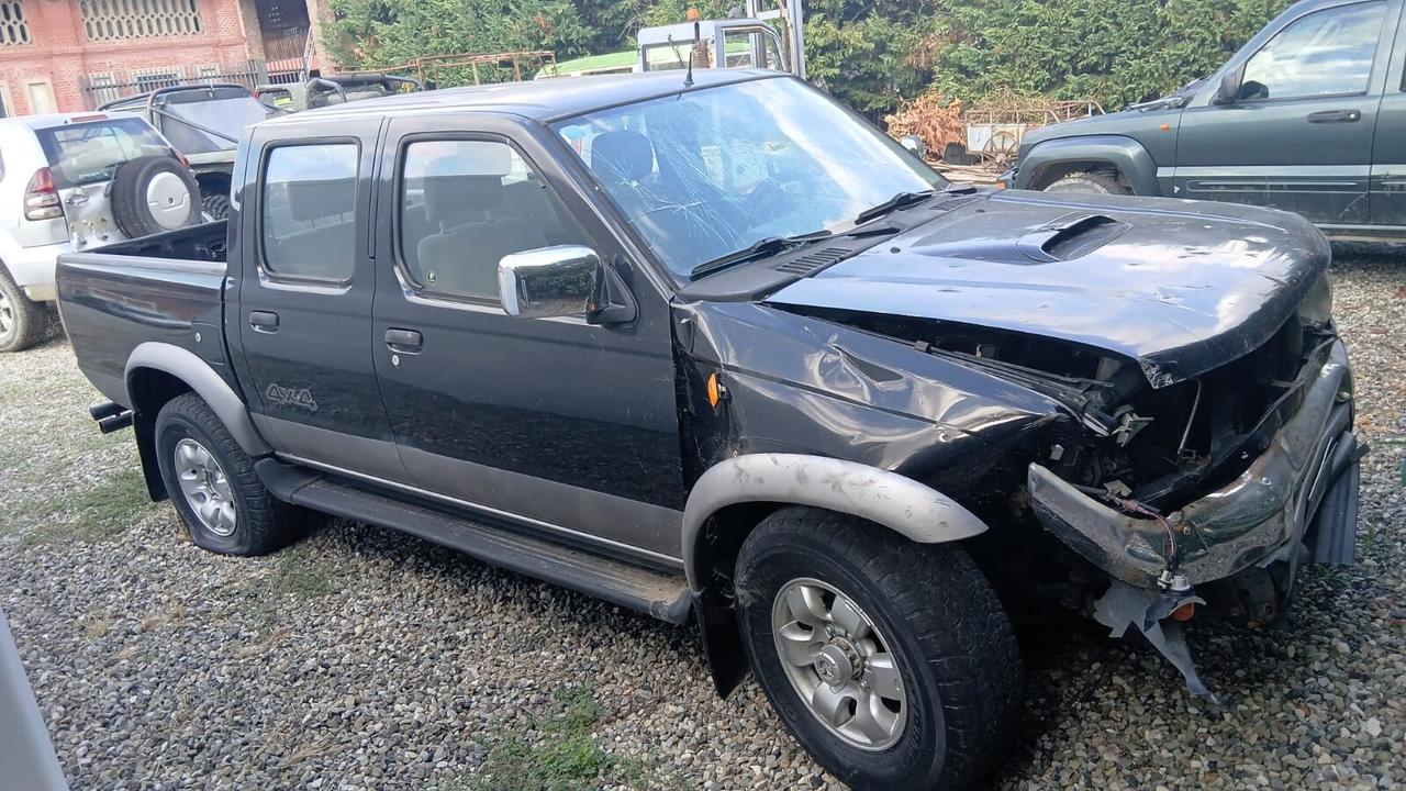 Nissan Navara 2.5 TD Duoble Cab Inc. 76kw