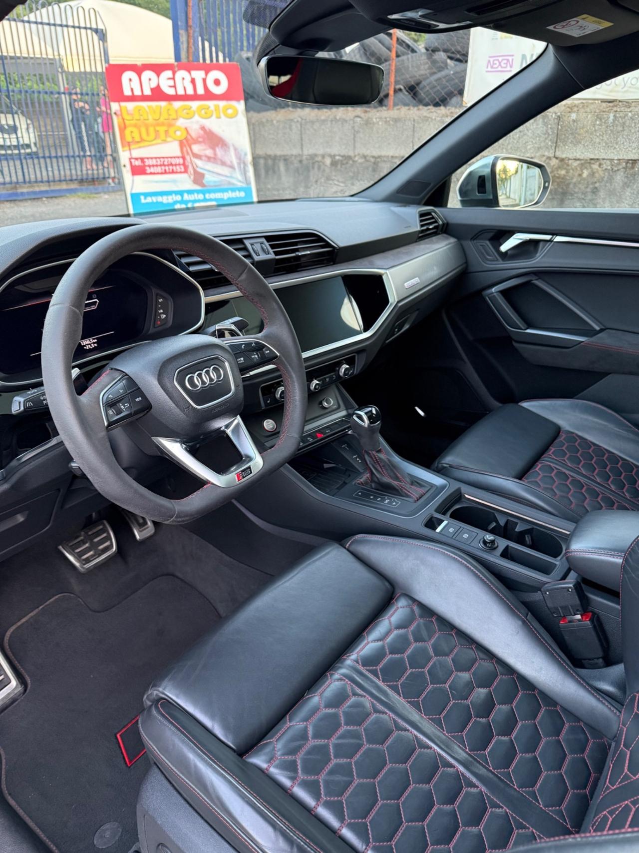 Audi RS Q3 SPB quattro S tronic