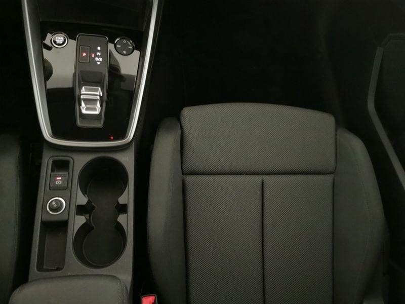 Audi A3 Sportback 30 2.0 tdi S line edition s-tronic