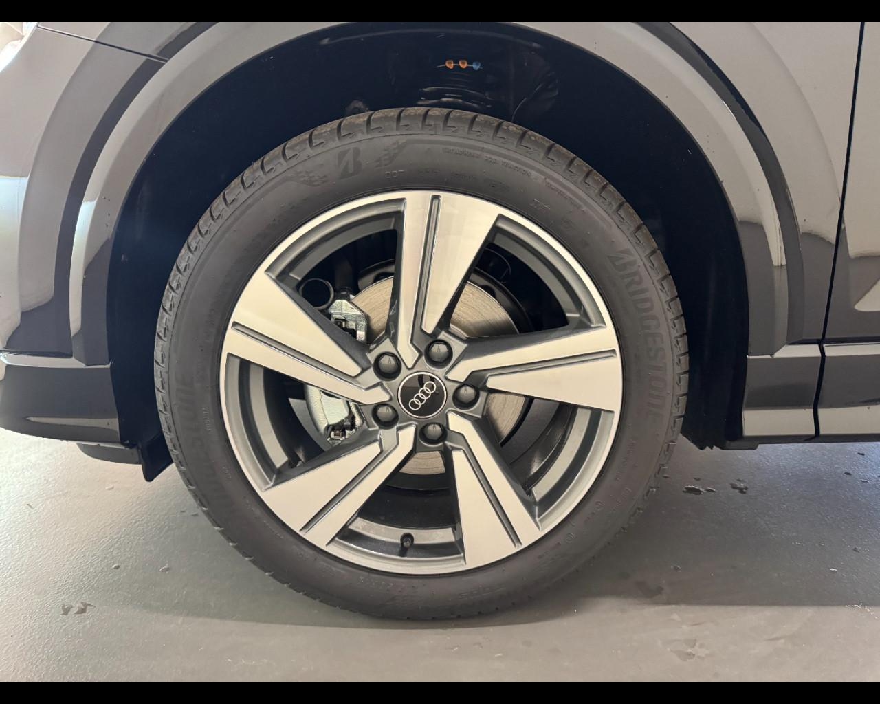 AUDI Q2 35 TFSI S-TRONIC S LINE EDITION