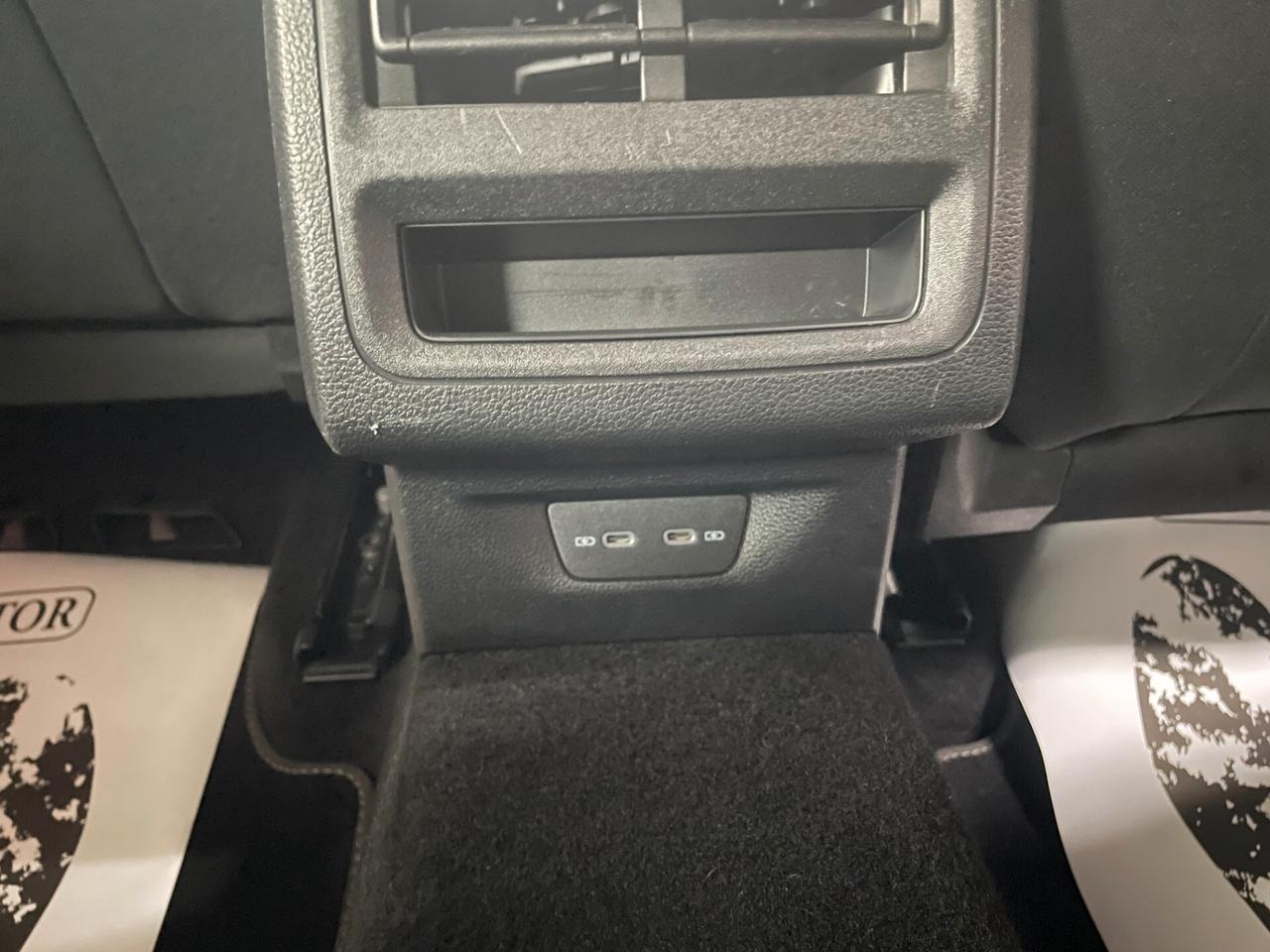 Volkswagen Golf UNICO PROPRIETARIO - SERVICE COMPLETO