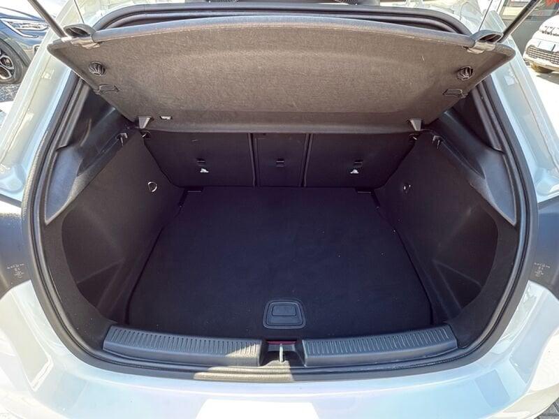 Mercedes-Benz Classe A A 180 d Progressive Advanced