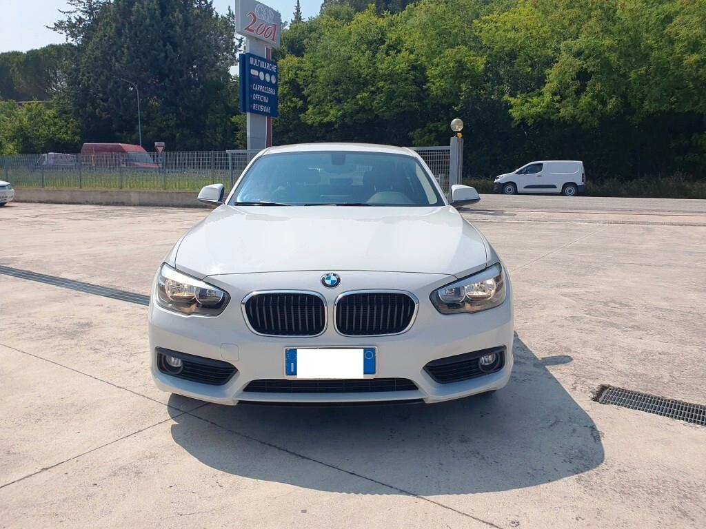 Bmw 118 118d 5p. Advantage
