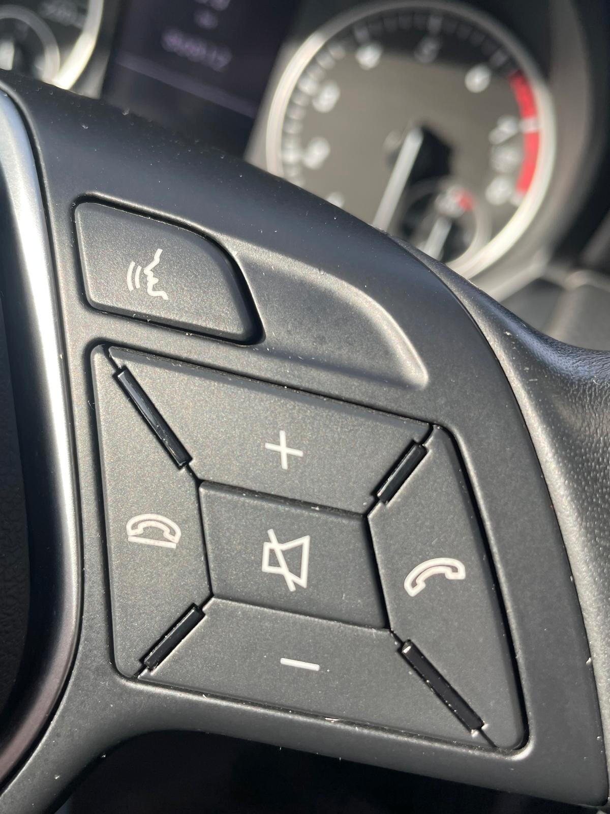 Mercedes-benz A 180 benzina solo 86000 km