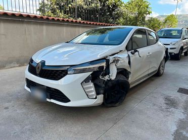 Renault Clio 1.5 dCi 100CV Evolution - 2024 Incidentata