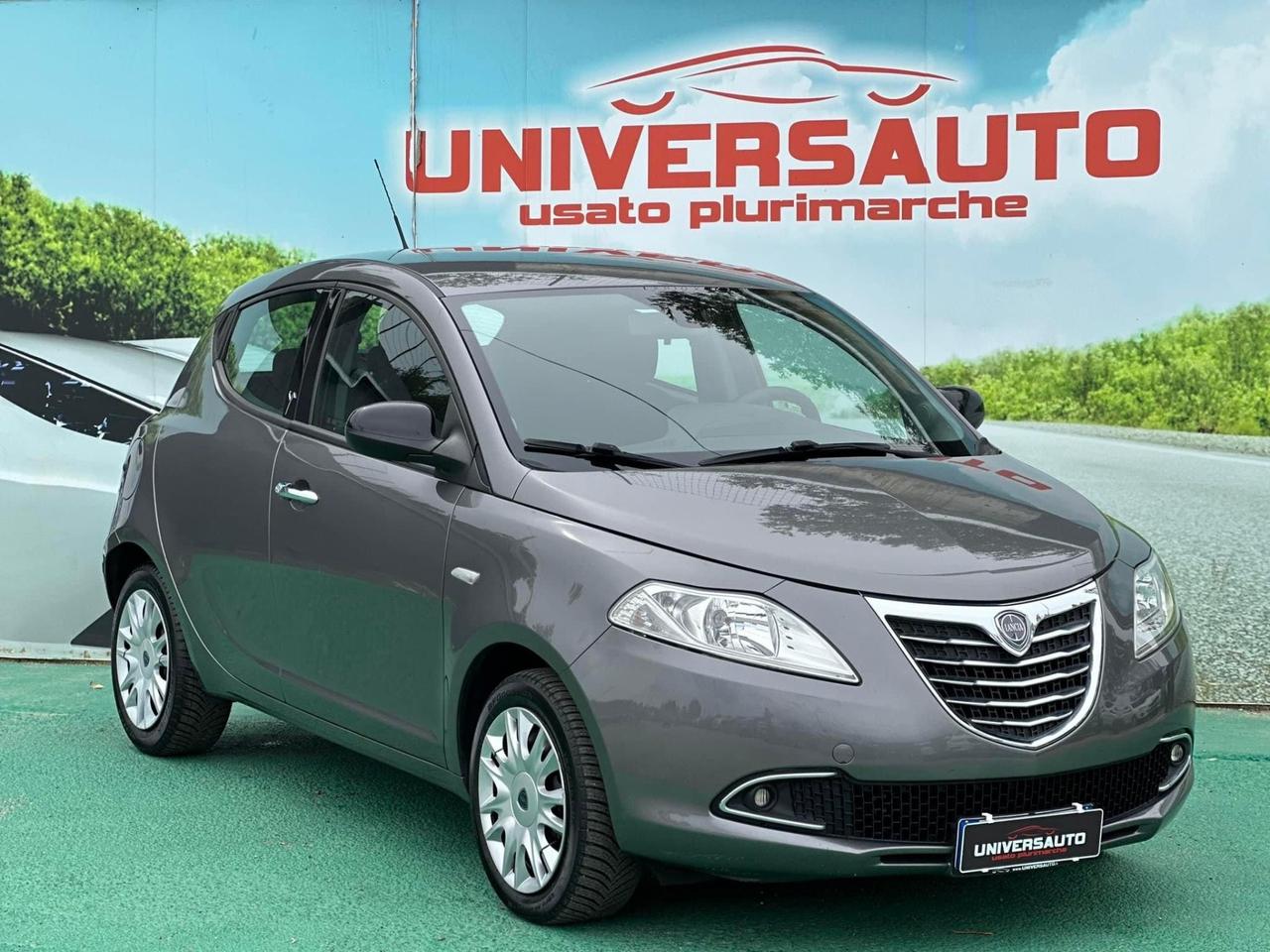 Lancia Ypsilon 1.3 MJT 95cv Silver 2015