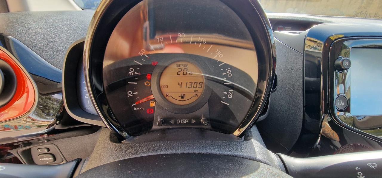 Peugeot 108 VTi 72 S&S 5 porte Allure